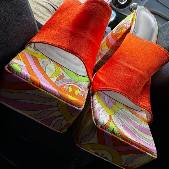 Summer is Here! - Picture 4 of 4